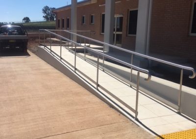 STAINLESS STEEL HANDRAIL RAIL